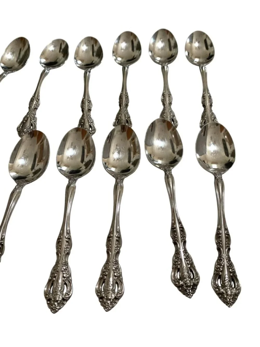 Oneida Michelangelo Cube Set 12 Oval Soup Spoons Stainless Ornate Floral 6.75